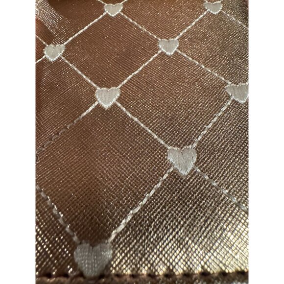 ✨‎ For Sale: Betsey Johnson Shimmery Cell Phone Crossbody ✨ - Picture 2 of 10